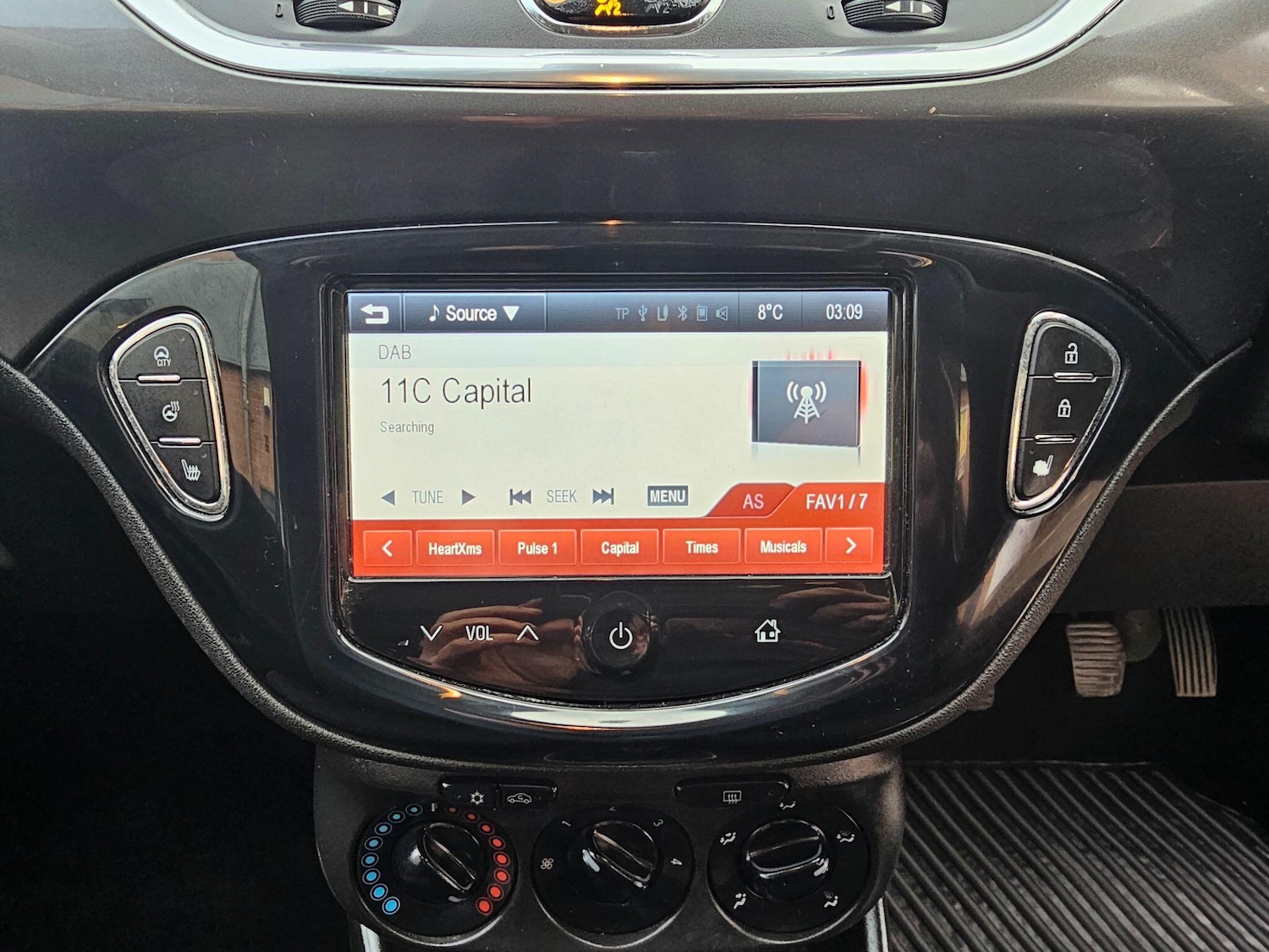 Used Vauxhall Corsa 2015 for sale - 77253745: Photo 23