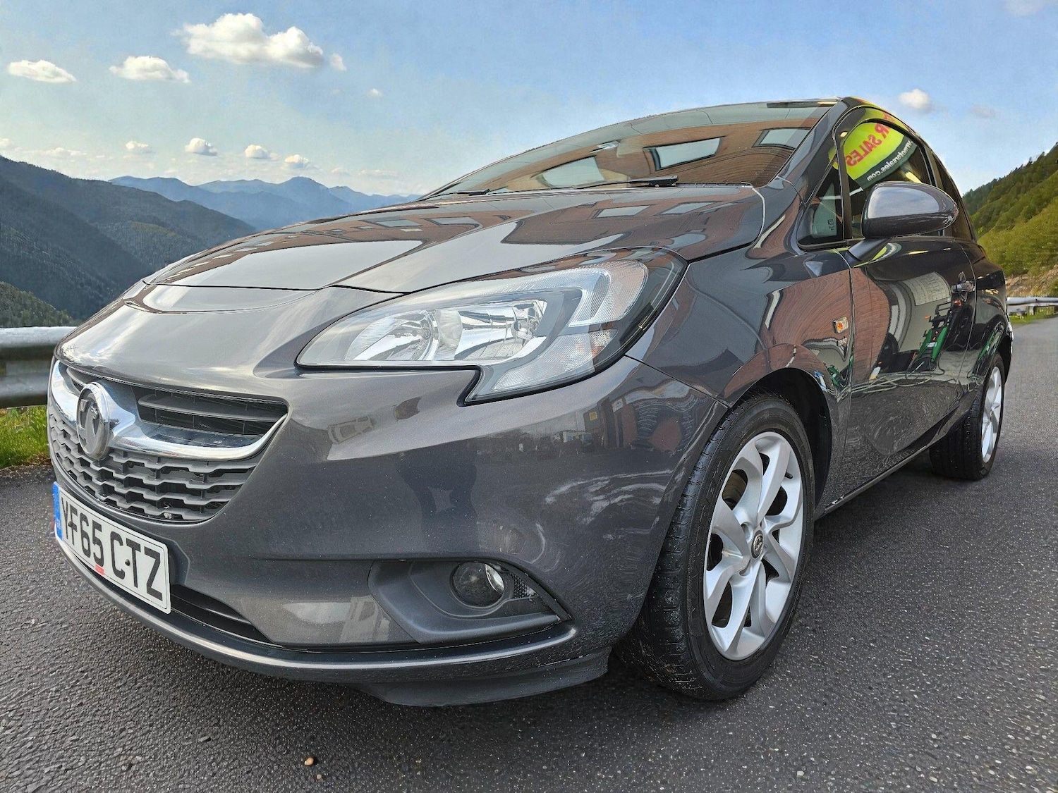 Used Vauxhall Corsa 2015 for sale - 77253745: Photo 3