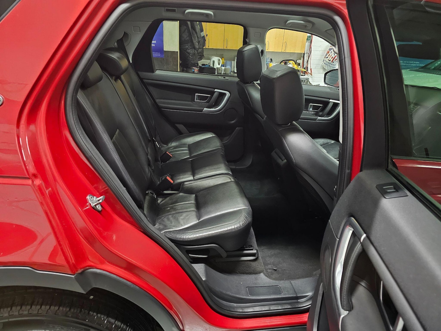 Used Land Rover Discovery Sport for sale - 77215923: Photo 17