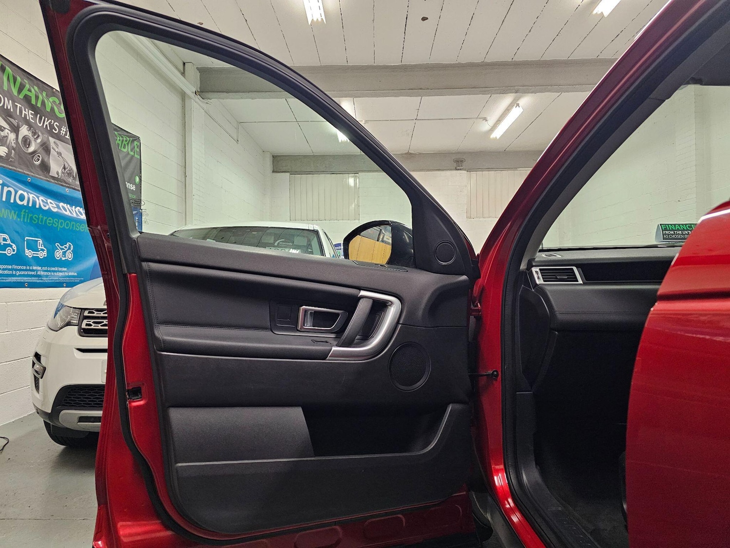 Used Land Rover Discovery Sport for sale - 77215923: Photo 18