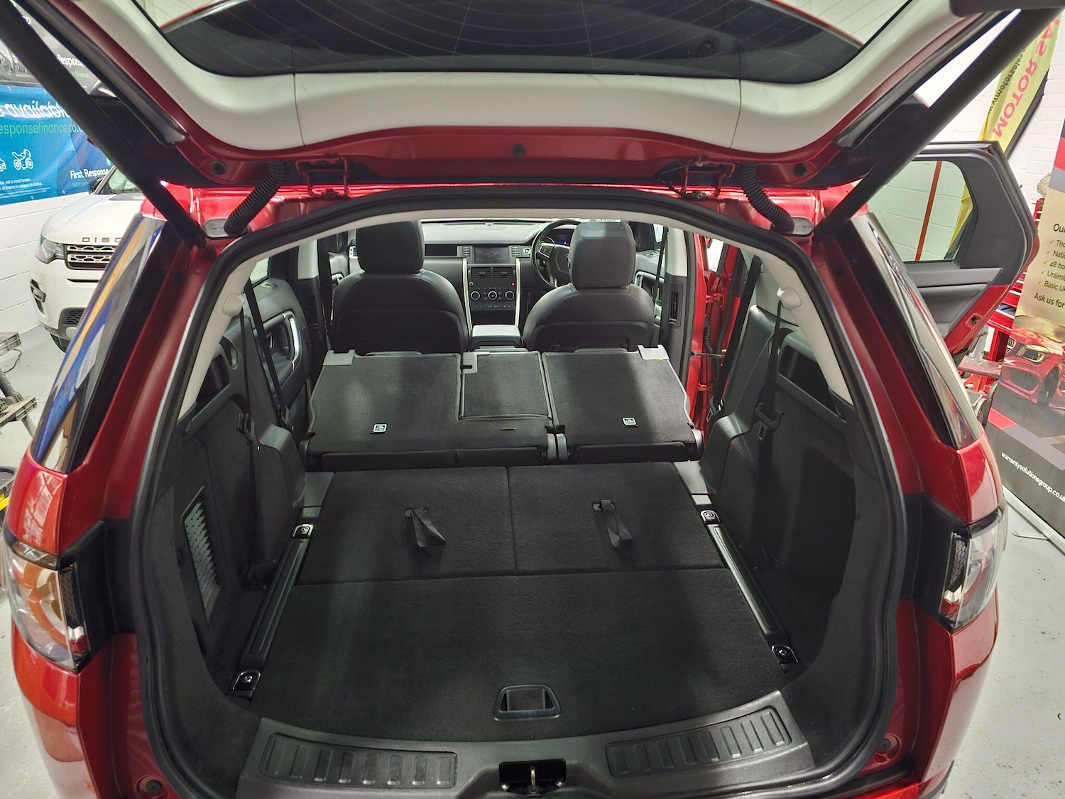 Used Land Rover Discovery Sport for sale - 77215923: Photo 33