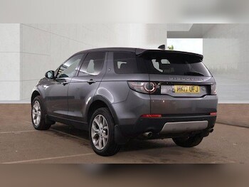Used Land Rover Discovery Sport 2017 for sale - 78547931: Photo