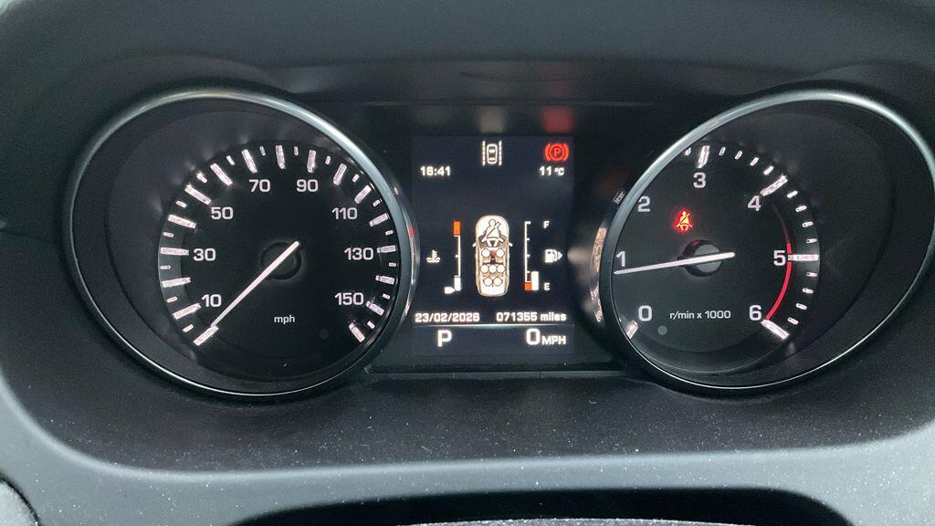 Used Land Rover Discovery Sport 2016 for sale - 77709934: Photo 10