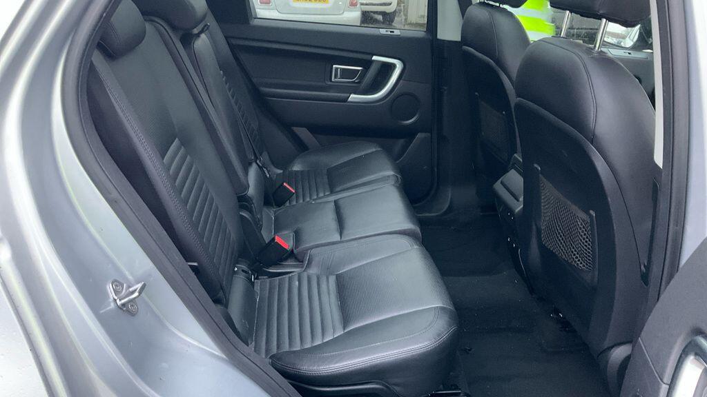 Used Land Rover Discovery Sport 2016 for sale - 77709934: Photo 8