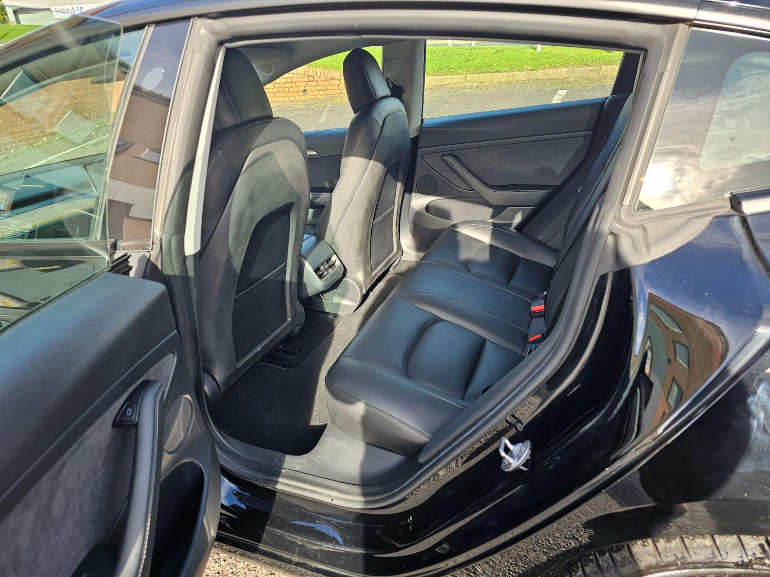 Used Tesla Model 3 2021 for sale - 76174736: Photo 13
