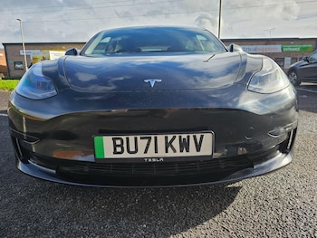 Used Tesla Model 3 2021 for sale - 76174736: Photo 2