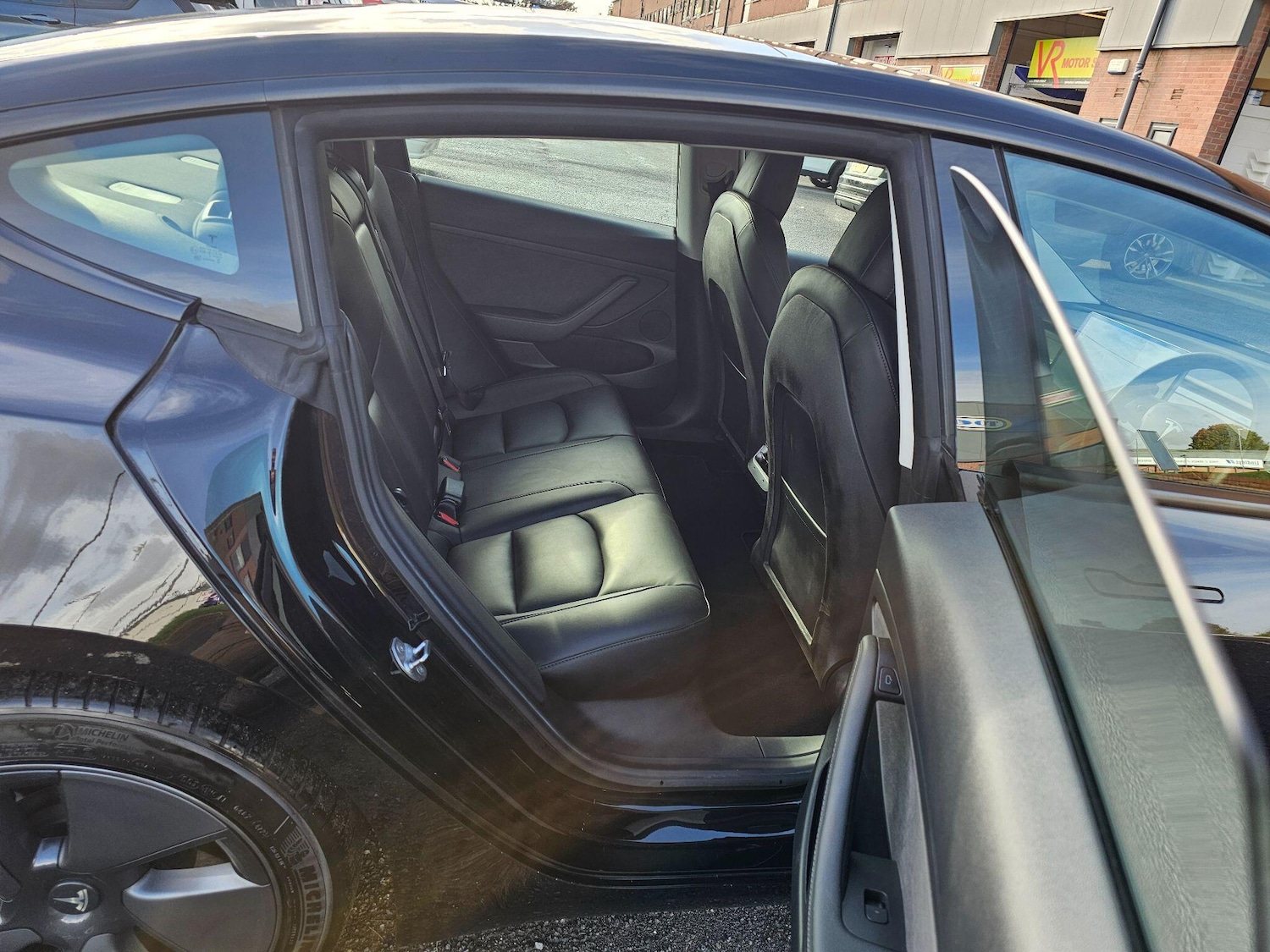 Used Tesla Model 3 2021 for sale - 76174736: Photo 32