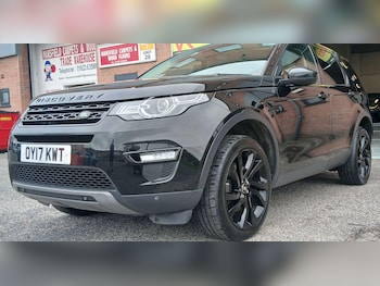 Used Land Rover Discovery Sport 2017 for sale - 76012090: Photo