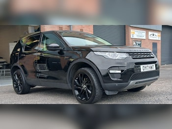 Used Land Rover Discovery Sport 2017 for sale - 76012090: Photo