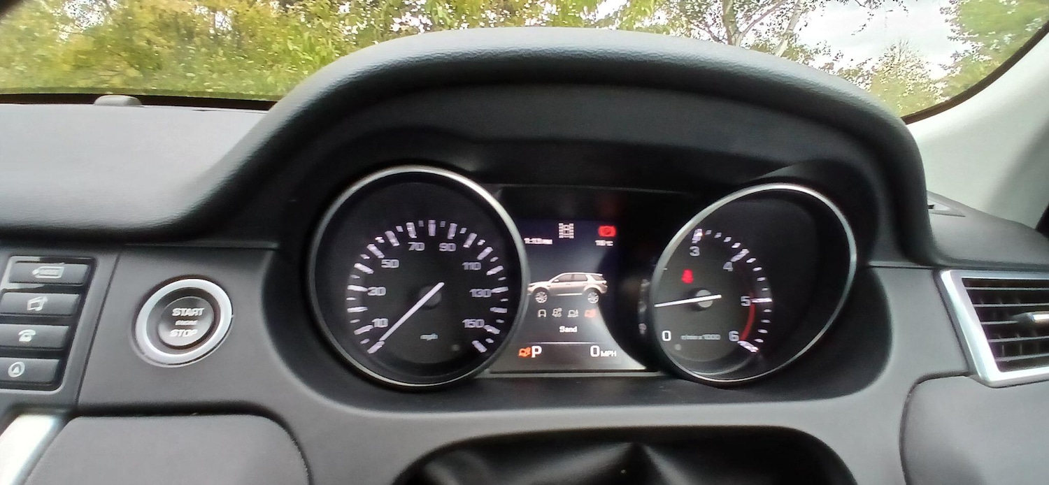 Used Land Rover Discovery Sport 2016 for sale - 76646204: Photo 46