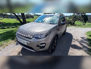 Used Land Rover Discovery Sport 2017 for sale - 79553093: Photo