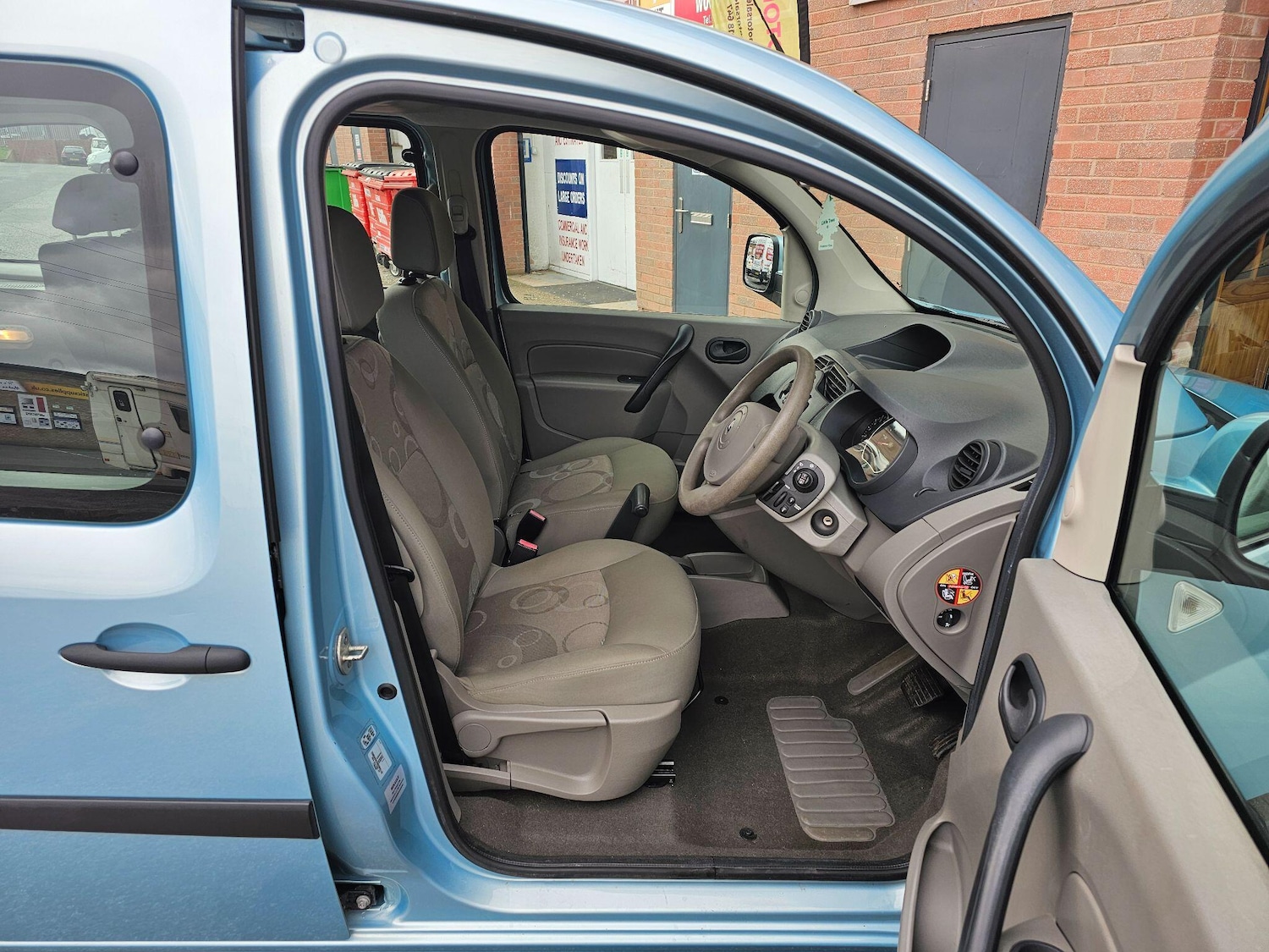 Used Renault Kangoo 2011 for sale - 77794295: Photo 21