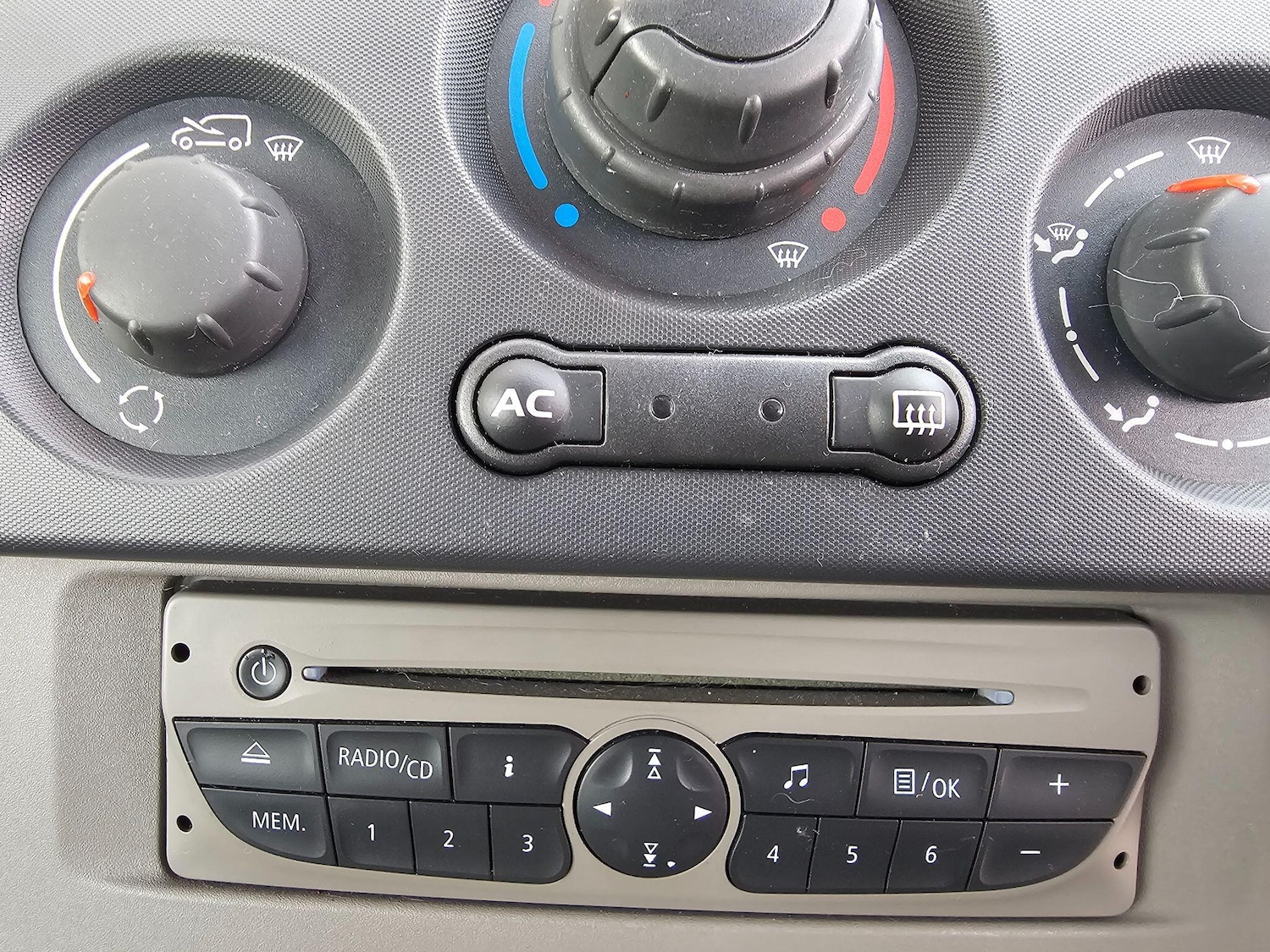 Used Renault Kangoo 2011 for sale - 77794295: Photo 29