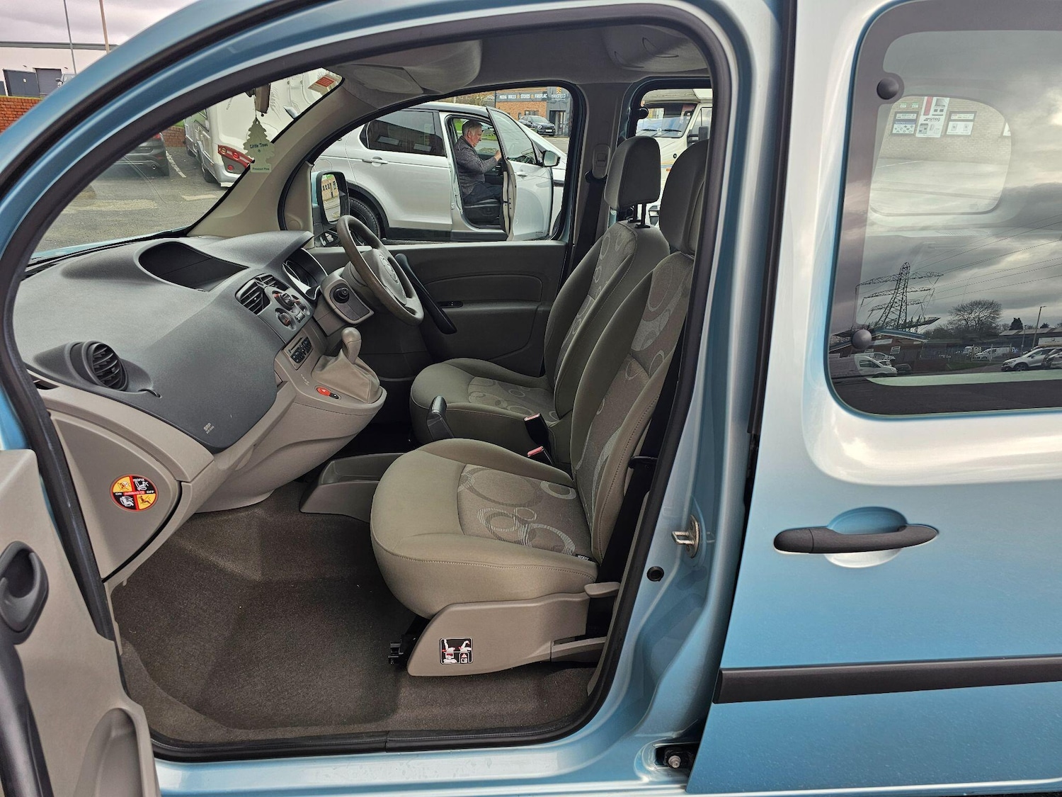 Used Renault Kangoo 2011 for sale - 77794295: Photo 47