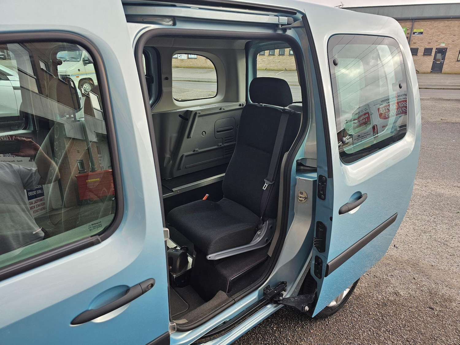 Used Renault Kangoo 2011 for sale - 77794295: Photo 60