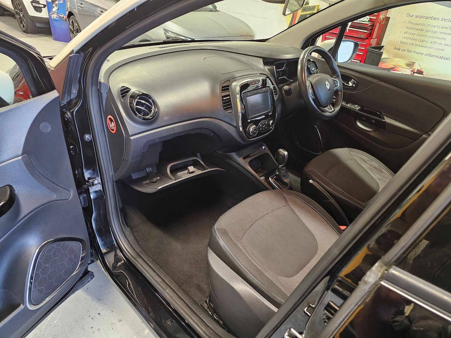 Used Renault Captur 2016 for sale - 76926265: Photo 38