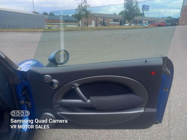 Used MINI Convertible 2006 for sale - 75232382: Photo 18