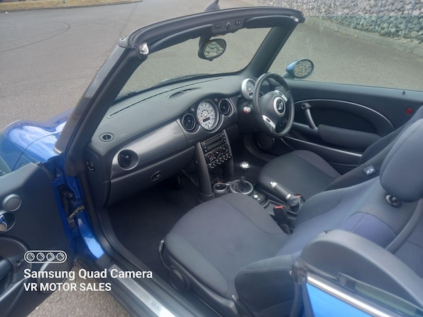 Used MINI Convertible 2006 for sale - 75232382: Photo 28