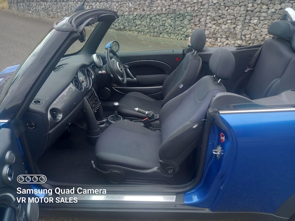 Used MINI Convertible 2006 for sale - 75232382: Photo 29