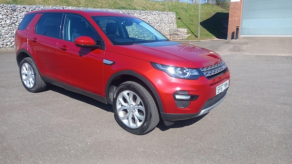 Used Land Rover Discovery Sport 2017 for sale - 74221383: Photo 1