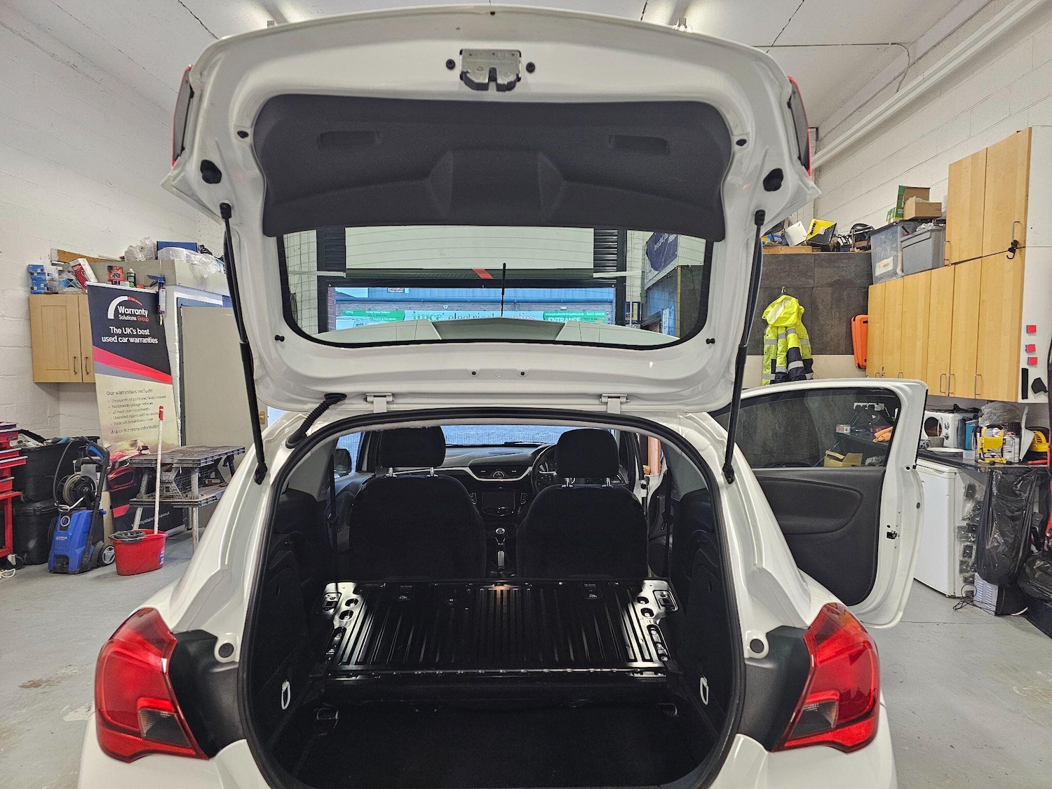 Used Vauxhall Corsa 2015 for sale - 77143671: Photo 39