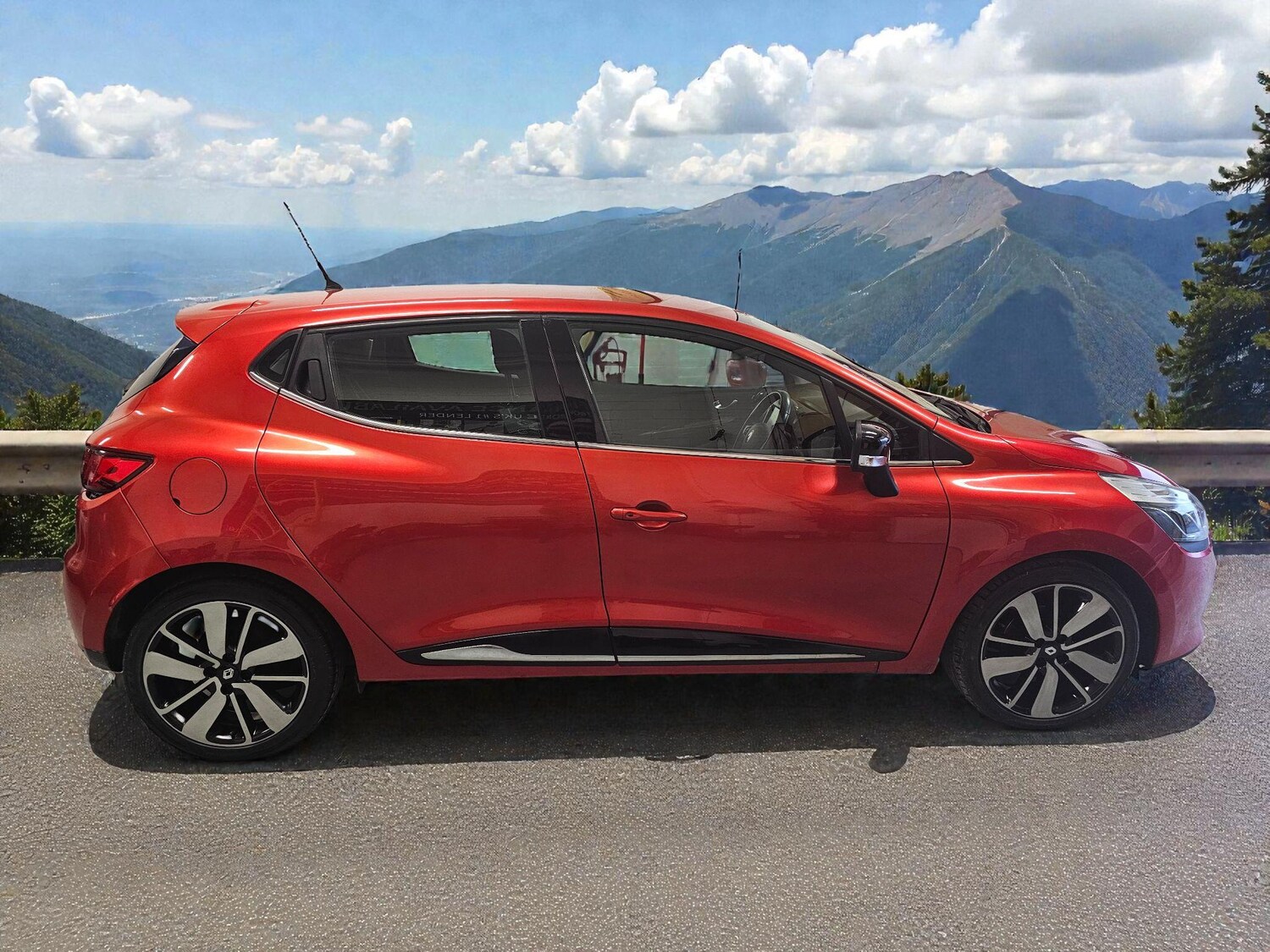 Used Renault Clio 2016 for sale - 77479234: Photo 14