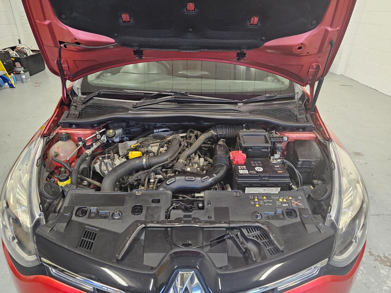 Used Renault Clio 2016 for sale - 77479234: Photo 30