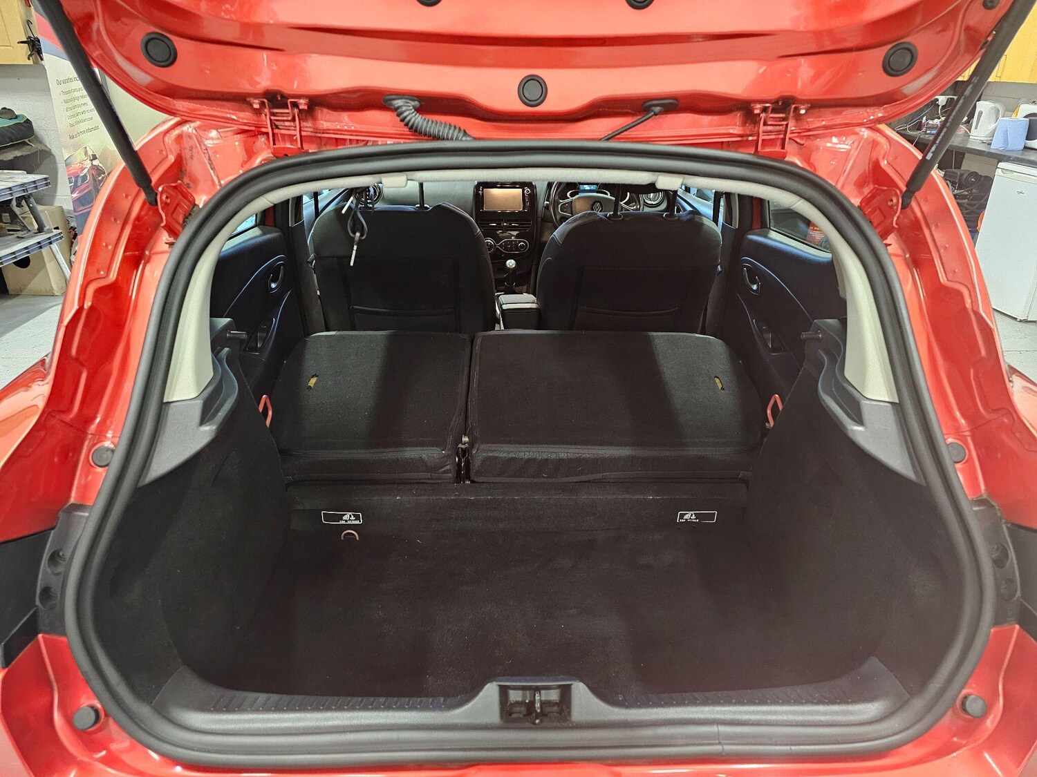 Used Renault Clio 2016 for sale - 77479234: Photo 44