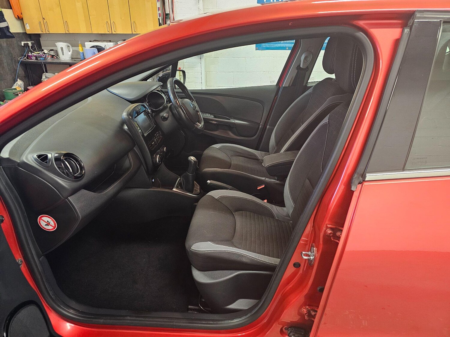 Used Renault Clio 2016 for sale - 77479234: Photo 47