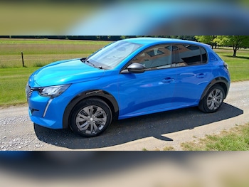 Used Peugeot 208 2023 for sale - 79554922: Photo