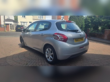 Used Peugeot 208 2013 for sale - 78914413: Photo