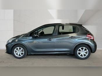 Used Peugeot 208 2013 for sale - 79688582: Photo