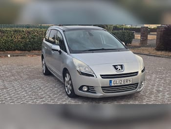 Used Peugeot 5008 2012 for sale - 79634194: Photo