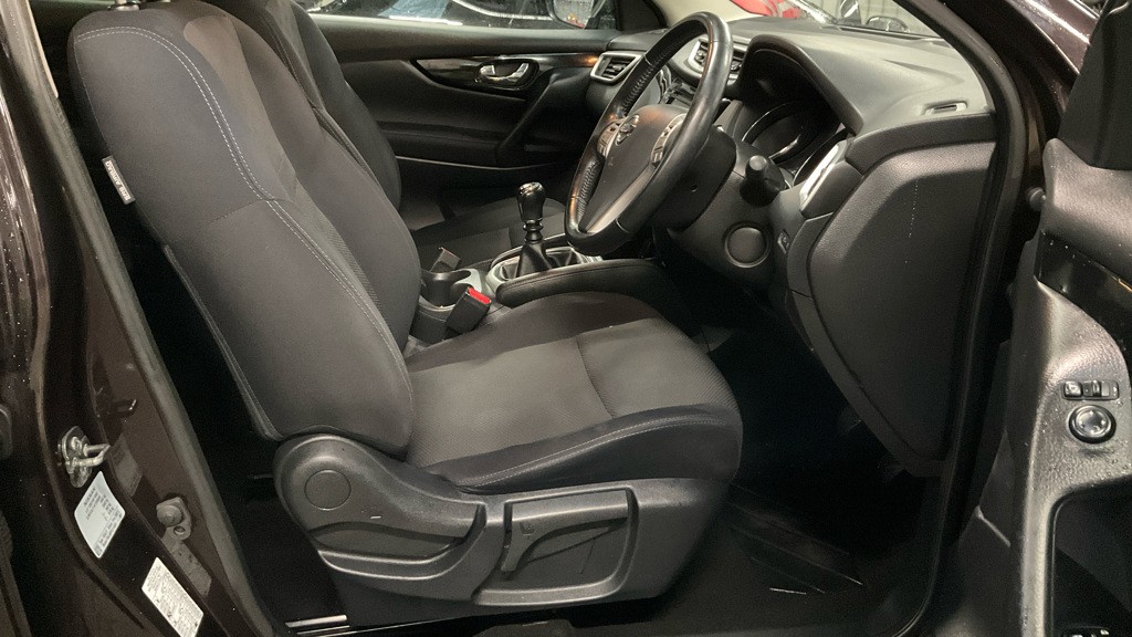 Used Nissan Qashqai 2016 for sale - 77385318: Photo 5