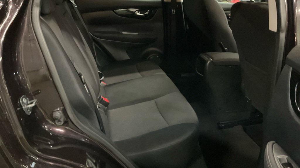 Used Nissan Qashqai 2016 for sale - 77385318: Photo 8
