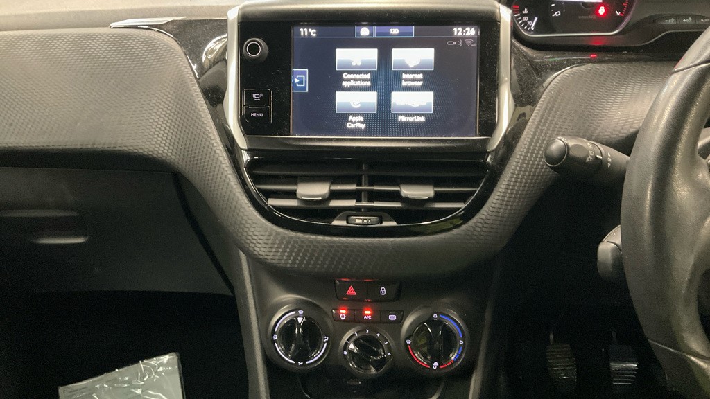 Used Peugeot 208 2016 for sale - 77220538: Photo 11