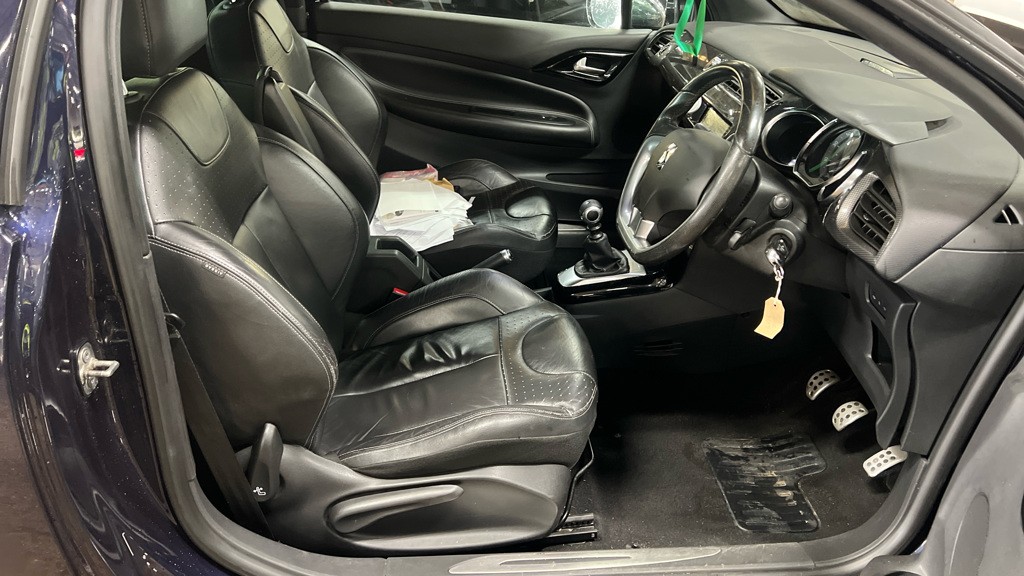 Used Citroen DS3 2015 for sale - 76896960: Photo 9