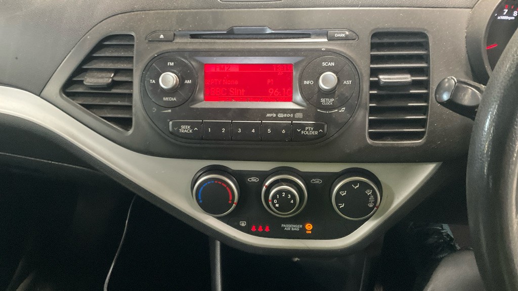 Used Kia Picanto 2012 for sale - 76497573: Photo 11