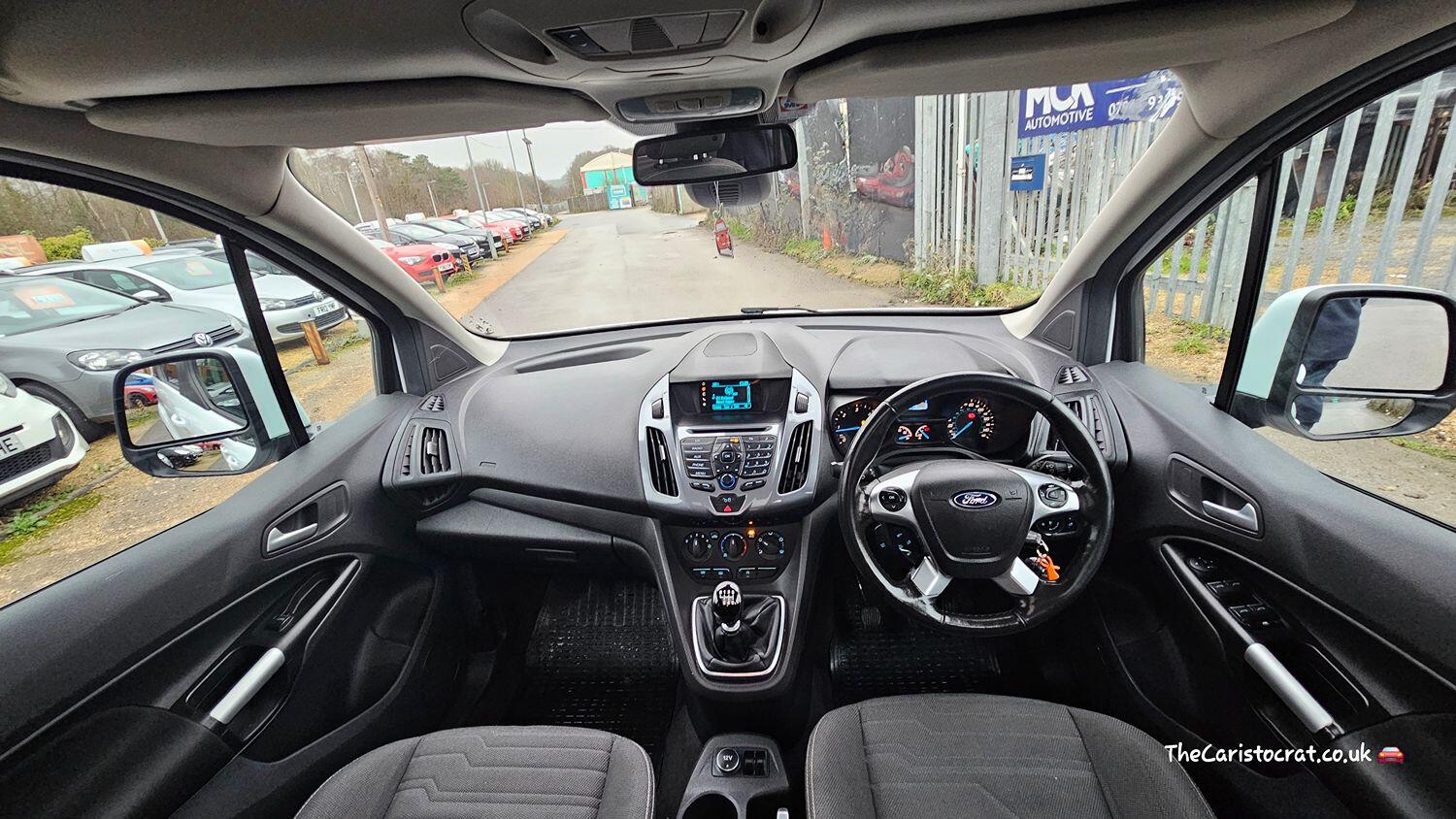 Used Ford Grand Tourneo Connect 2017 for sale - 76793800: Photo 11