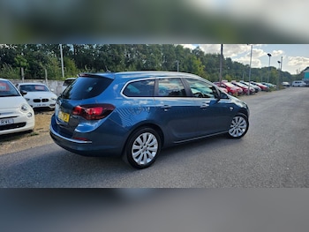 Used Vauxhall Astra 2015 for sale - 76019593: Photo