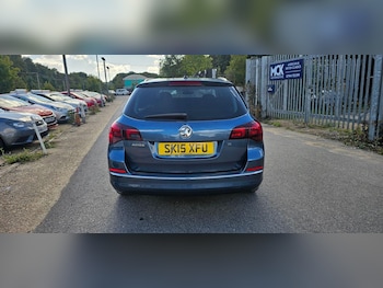 Used Vauxhall Astra 2015 for sale - 76019593: Photo