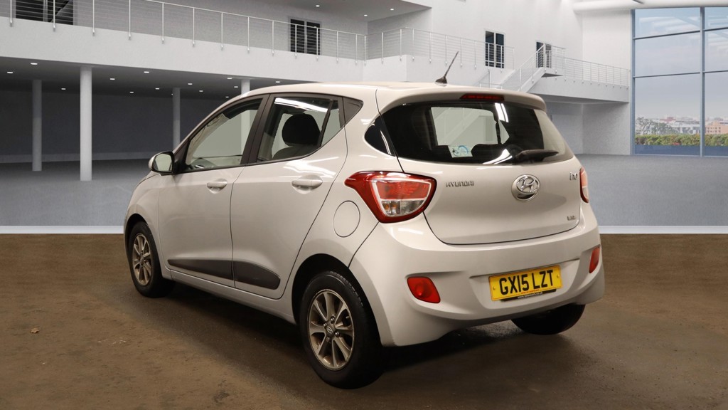 Used Hyundai i10 2015 for sale - 77237077: Photo 3