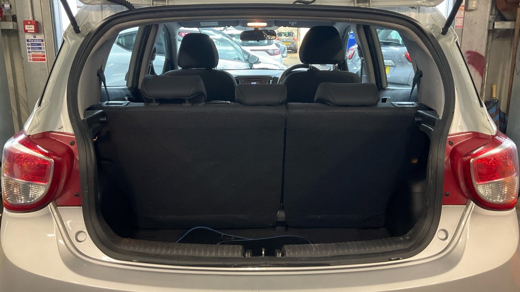 Used Hyundai i10 2015 for sale - 77237077: Photo 7