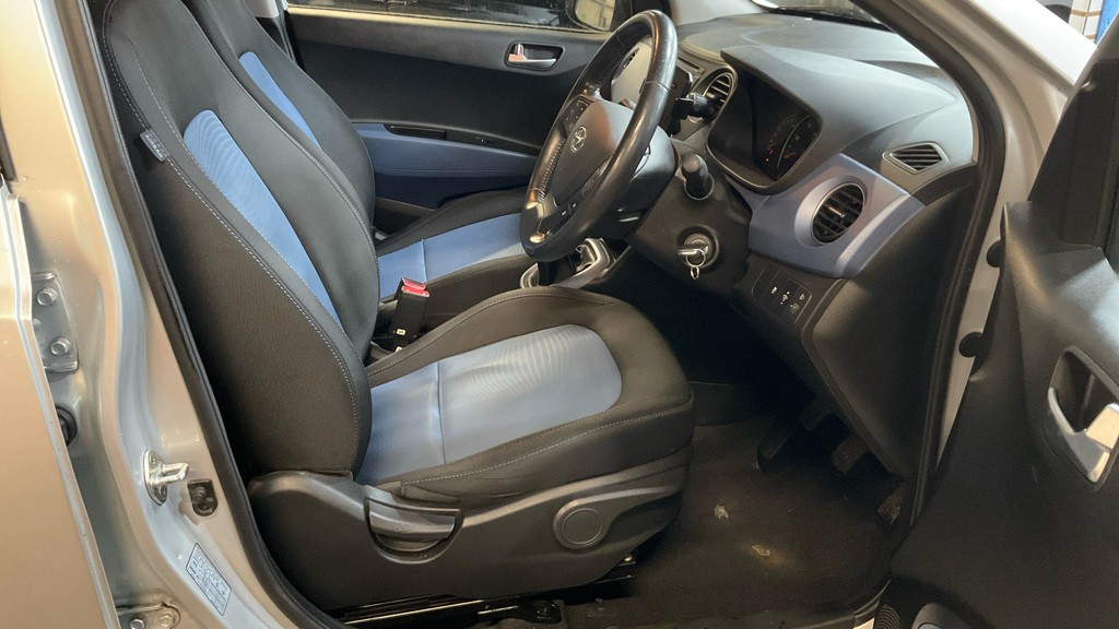 Used Hyundai i10 2015 for sale - 77237077: Photo 9