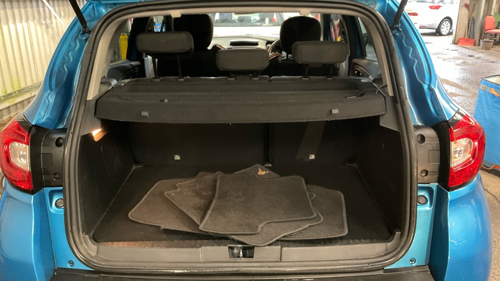 Used Renault Captur 2015 for sale - 76699276: Photo 5