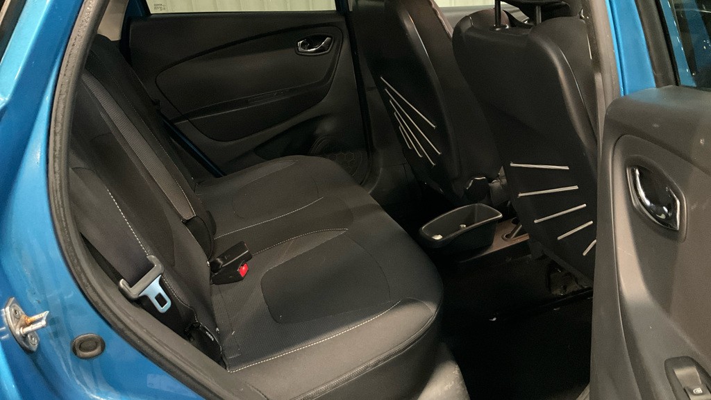 Used Renault Captur 2015 for sale - 76699276: Photo 6