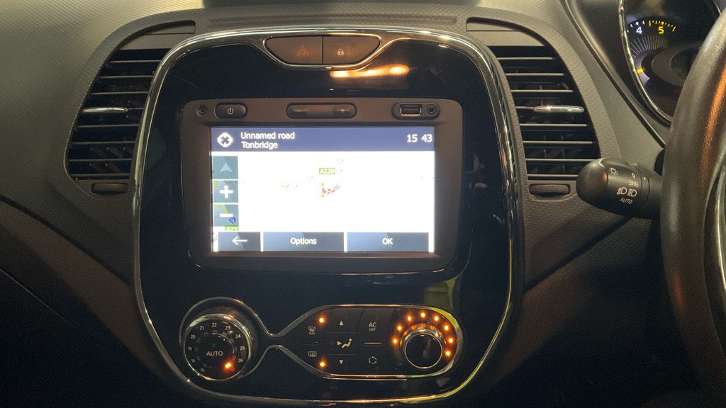 Used Renault Captur 2015 for sale - 76699276: Photo 9