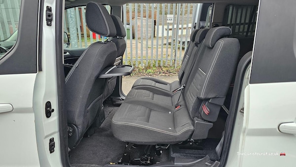 Used Ford Grand Tourneo Connect 2017 for sale - 75338095: Photo 15