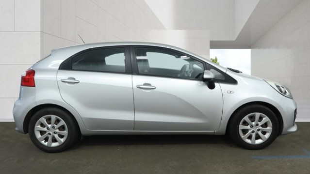 Used Kia Rio 2016 for sale - 78183030: Photo 2