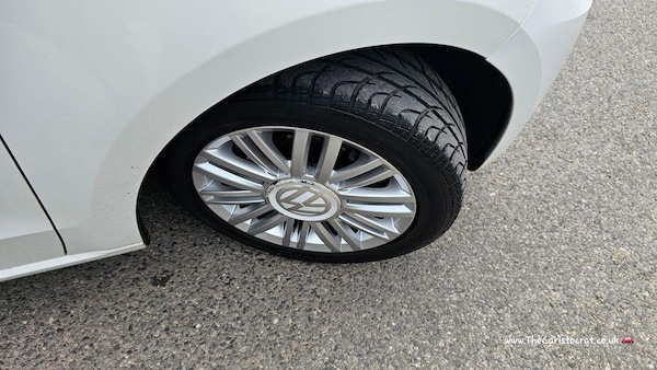 Used Volkswagen up! 2018 for sale - 75207870: Photo 19